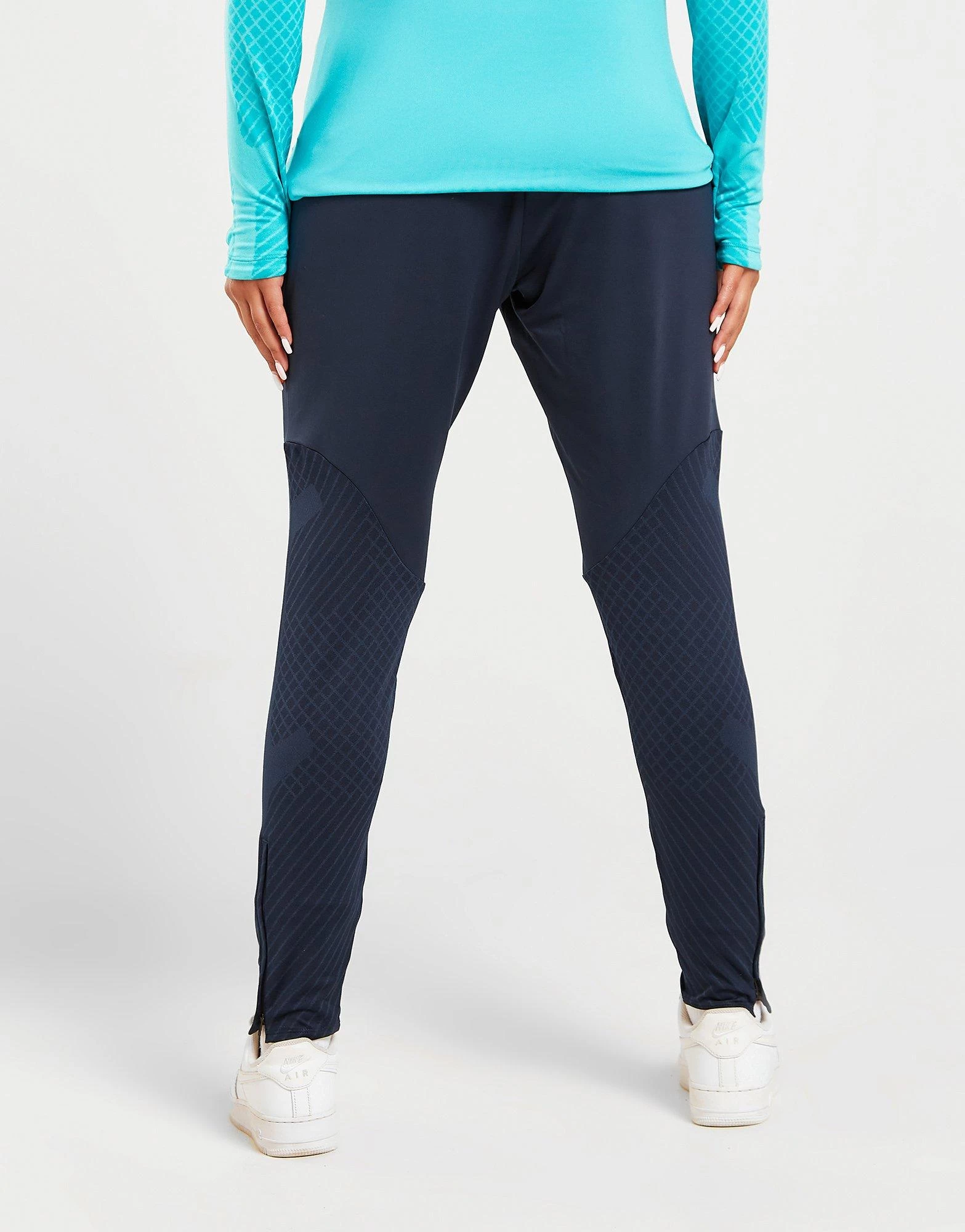 Nike FC Barcelona Strike Track Pants 3 Nike FC Barcelona Strike Track Pants - Image 3