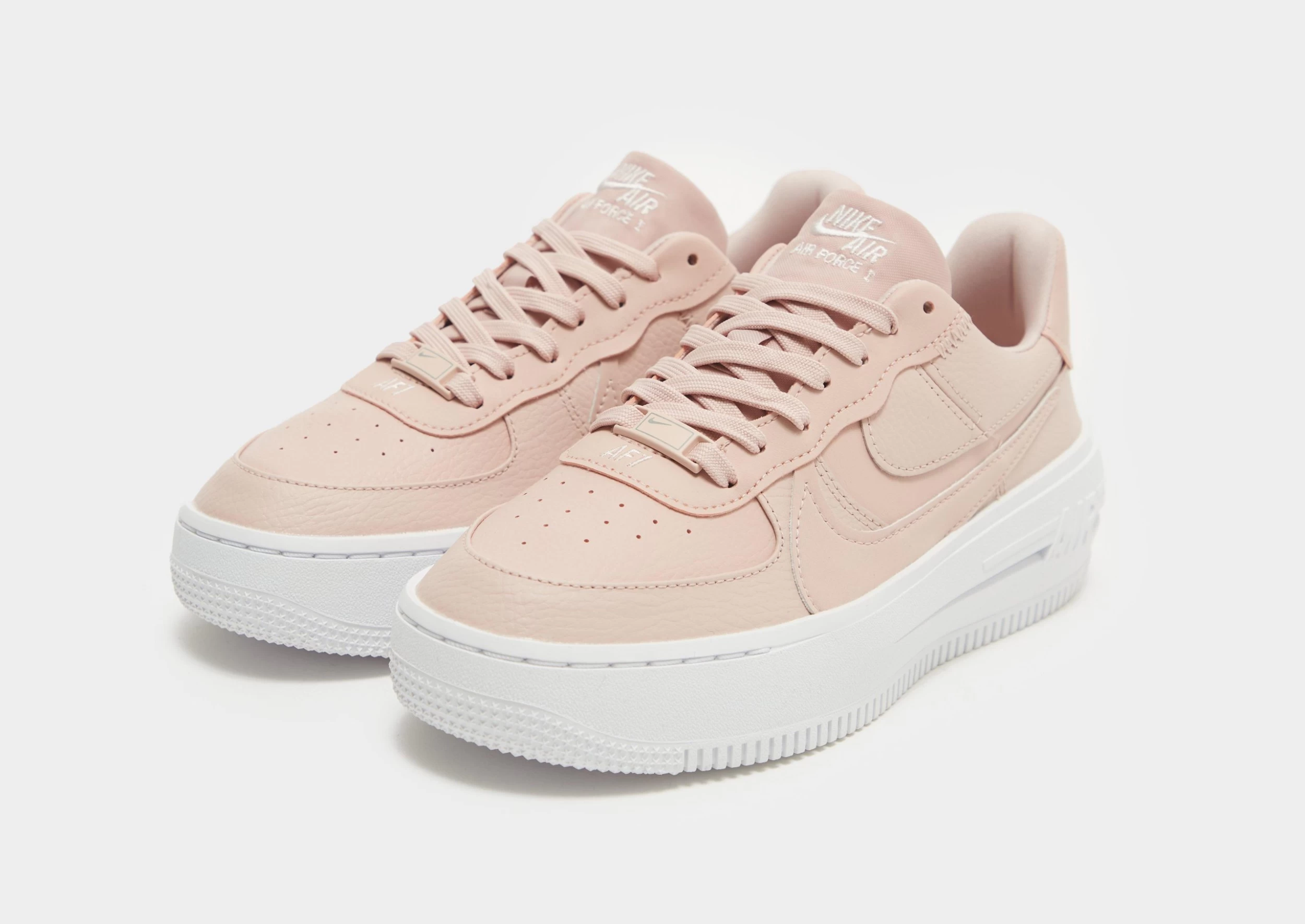 Nike Air Force 1 PLT.AF.ORM Dame 2 Nike Air Force 1 PLT.AF.ORM Dame - Image 2