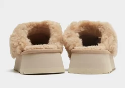 UGG Maxi Curly Platform Slipper Women's -Damemode Tilbud jd 560320 c scaled