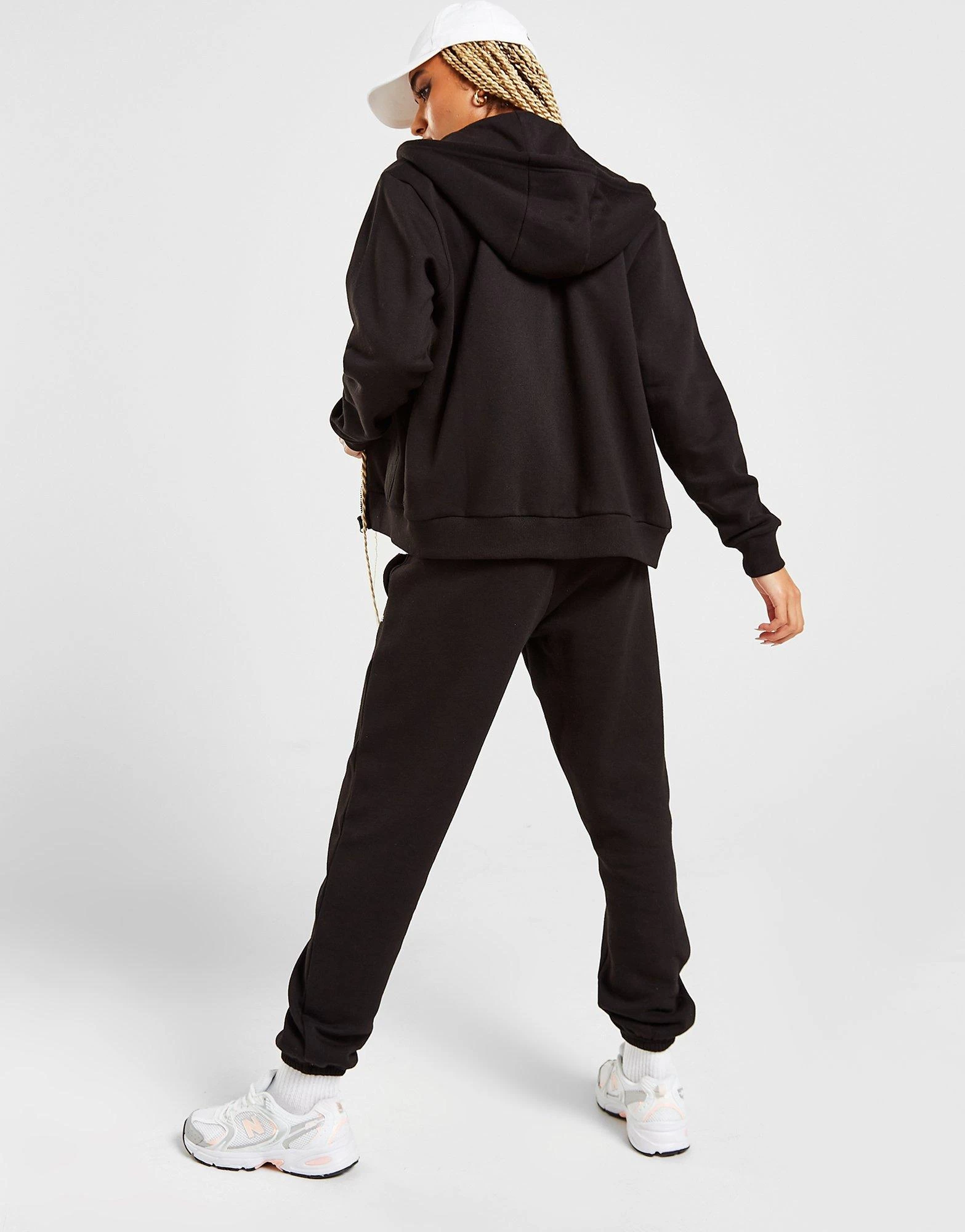 McKenzie Core Full Zip Tracksuit 4 McKenzie Core Full Zip Tracksuit - Image 4