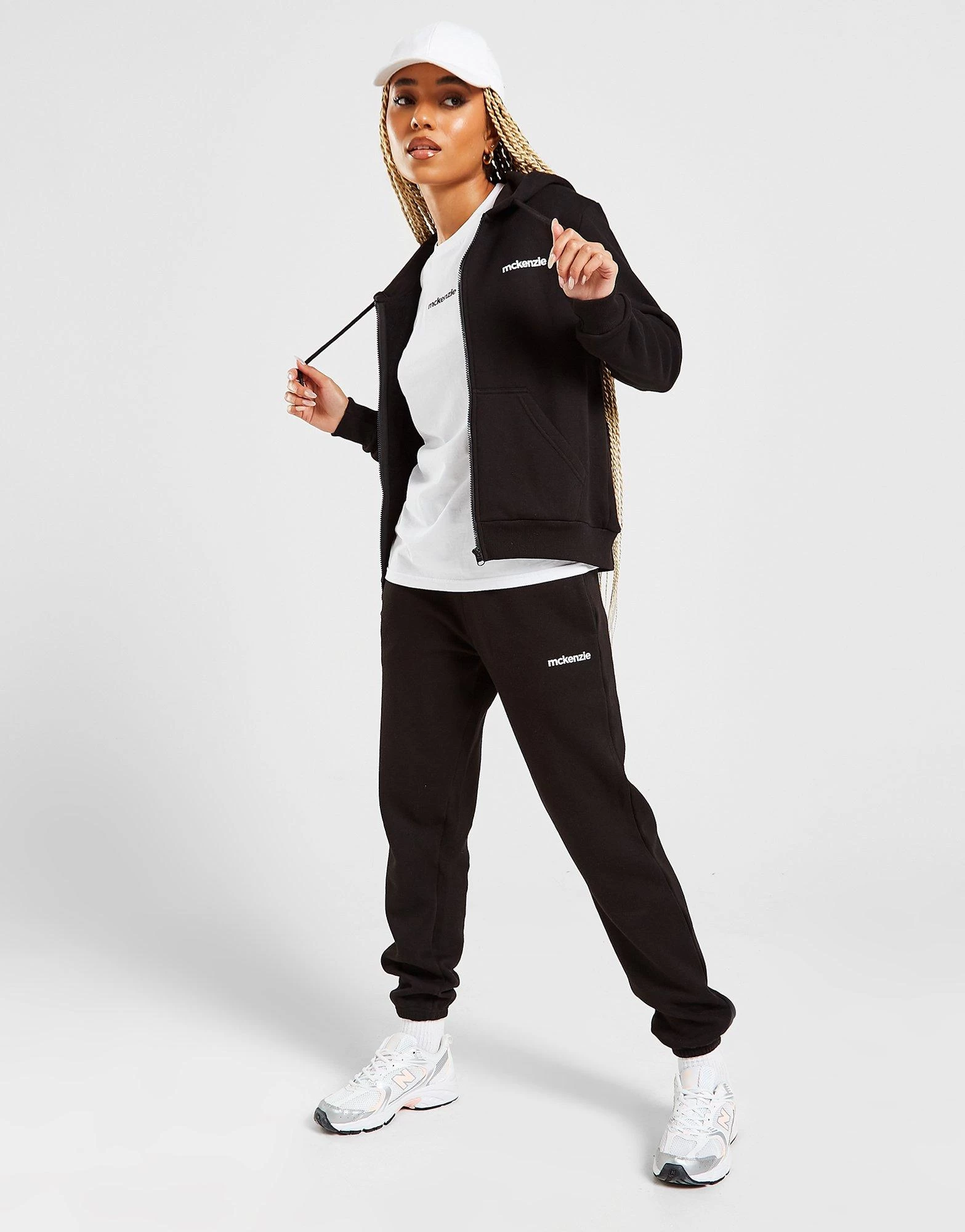 McKenzie Core Full Zip Tracksuit 6 McKenzie Core Full Zip Tracksuit - Image 6