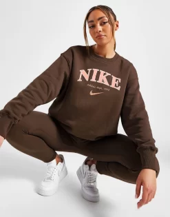 Nike Fleece Varsity Oversized Crew Sweatshirt