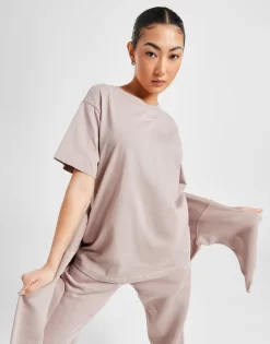 Nike Essential Boyfriend T-Shirt